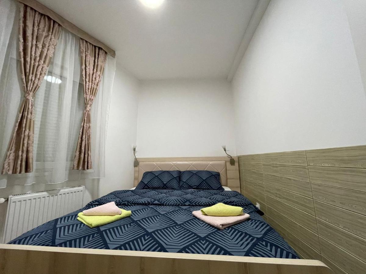 Holiday Wing Apartment 2 Jagodina Exterior foto